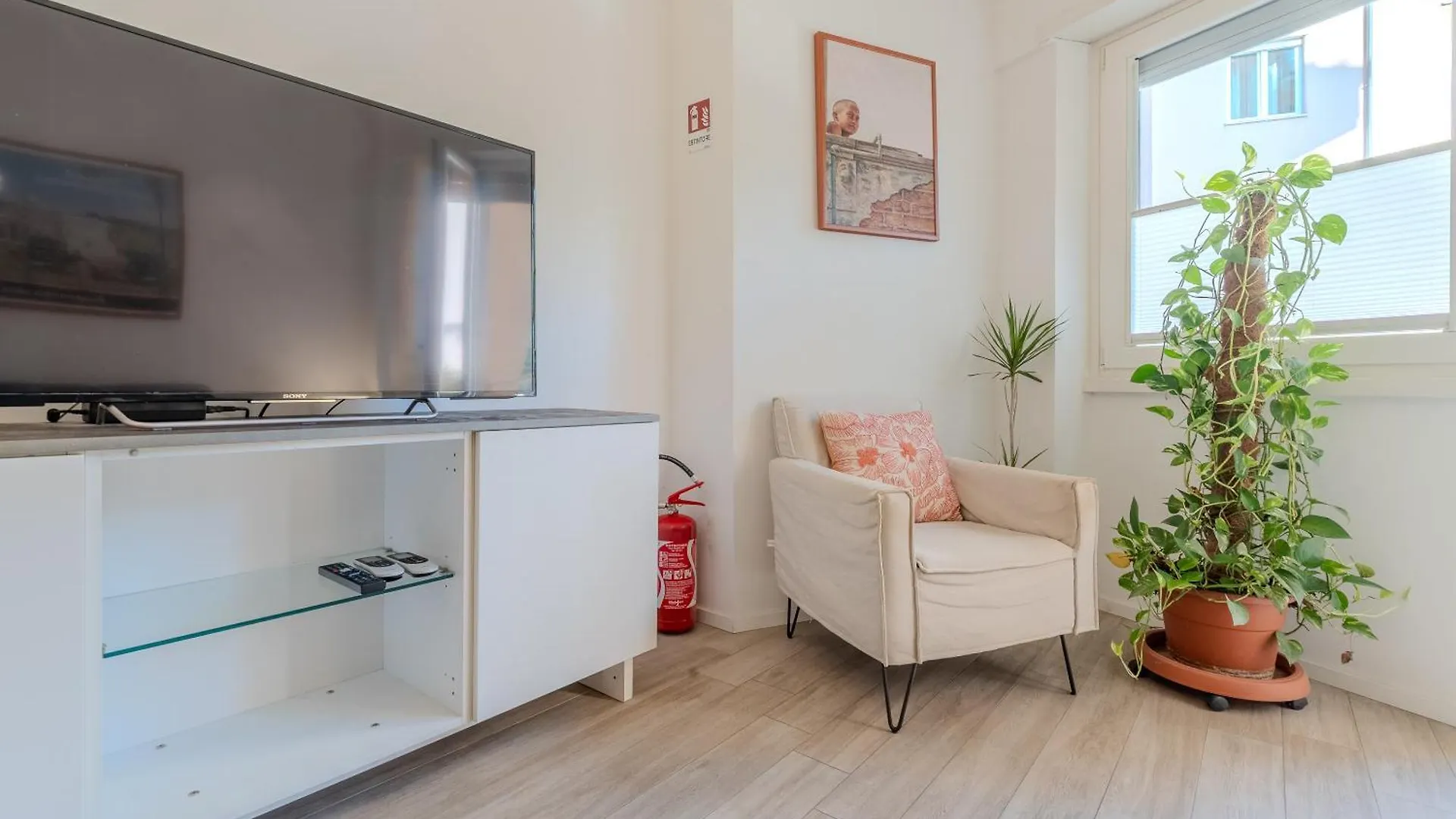 Journalist Apartment Sistine Chapel Rome